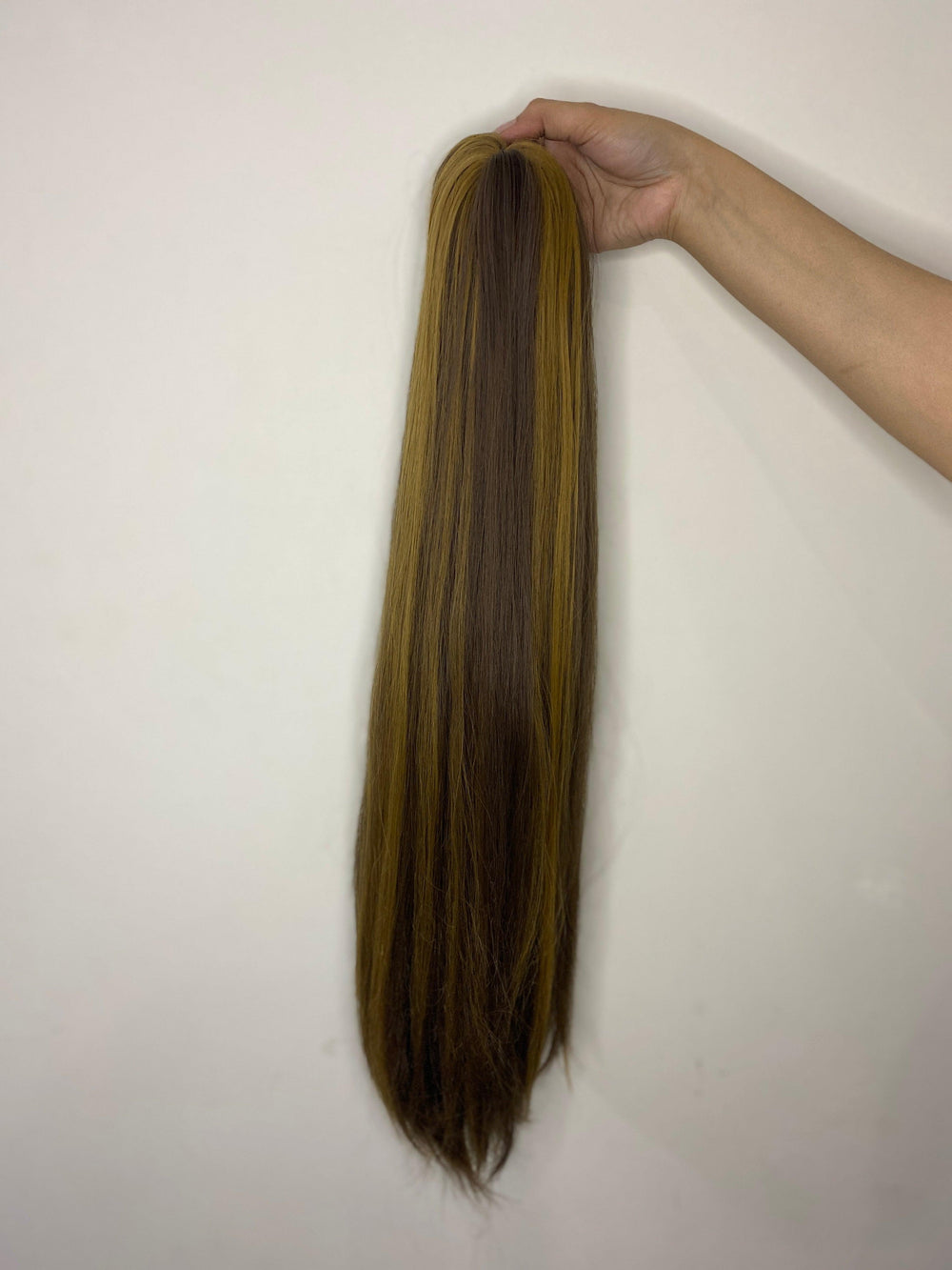 Full Head Topper Hair Extensions – Complete Coverage & Natural Volume - World Hair Extension