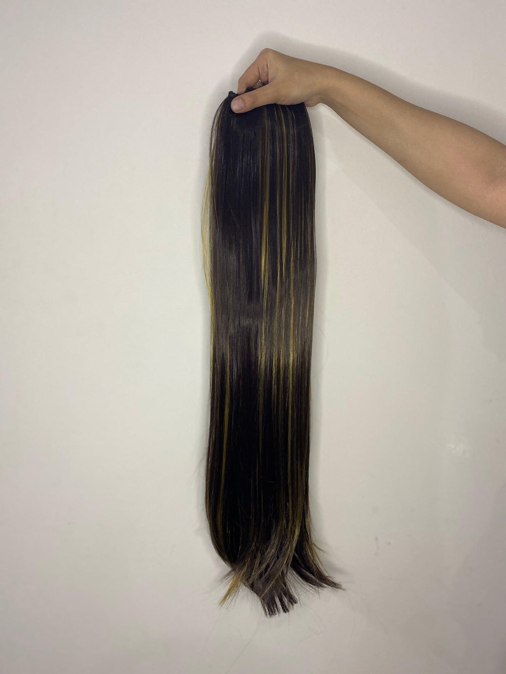 Premium Quality: V Shape Hair Extensions for All Hair Types - World Hair Extension